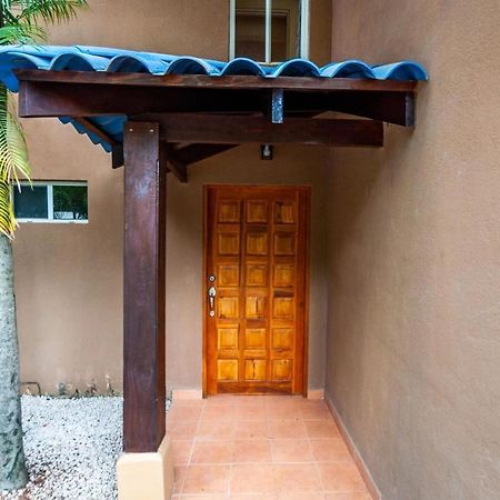 Nicely Priced Duplex In Surfside With Private Pool And Ac In Every Room Potrero  Zewnętrze zdjęcie